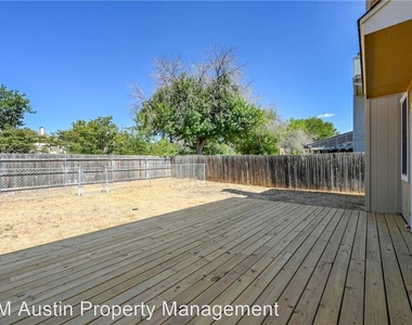 1210 Acanthus St - Photo Thumbnail 22