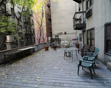 East 37th Street - Photo Thumbnail 4