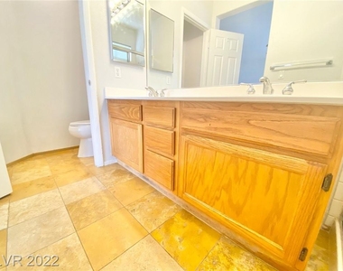 7584 Mcclintoc Drive - Photo Thumbnail 20