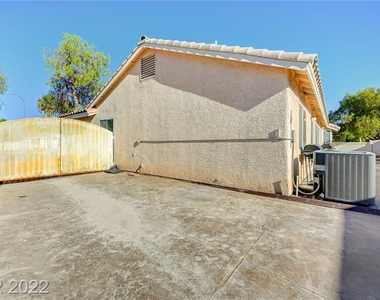 5133 Pebble Rim Street - Photo Thumbnail 30