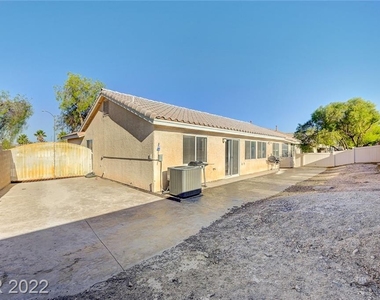 5133 Pebble Rim Street - Photo Thumbnail 32