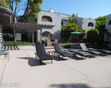 1418 Santa Margarita Street - Photo Thumbnail 17