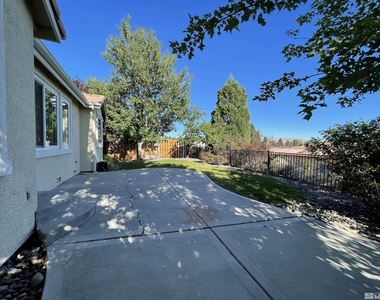 2801 Sage Ridge Drive - Photo Thumbnail 20