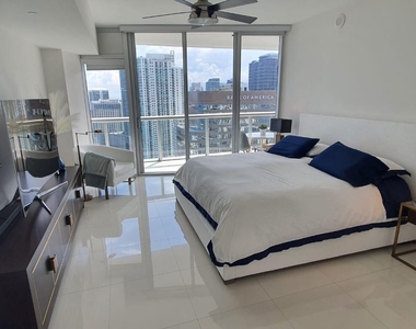 495 Brickell Ave - Photo Thumbnail 13