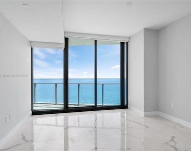 15701 Collins Ave - Photo Thumbnail 35