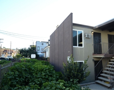 1619 Lucile Ave - Photo Thumbnail 4