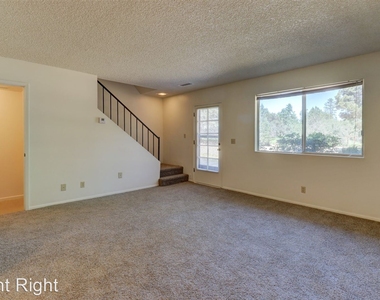 1631 Lindley Drive - Photo Thumbnail 5