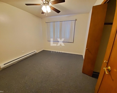 6200 W 64th Pl Apt 104 - Photo Thumbnail 2