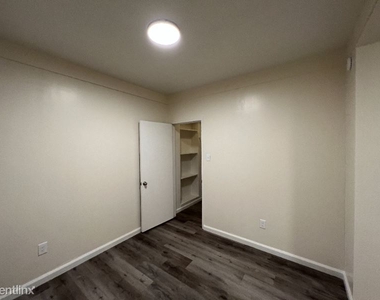 926 N Van Ness Blvd - Photo Thumbnail 10