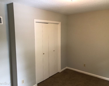 11458 N Oak Trfy - Photo Thumbnail 14