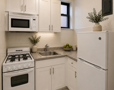 436 East 89th Street - Photo Thumbnail 3