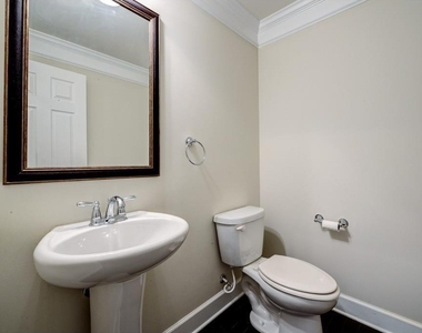 2542 Sibley Drive - Photo Thumbnail 18