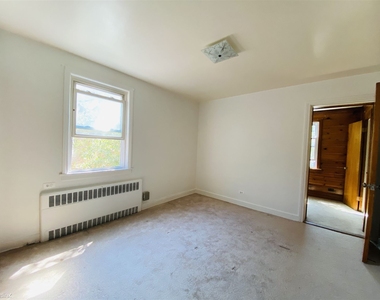 2823 W Balmoral Ave Apt 2e - Photo Thumbnail 9