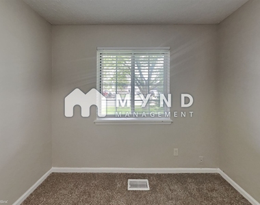 5223 Padre Ln - Photo Thumbnail 14