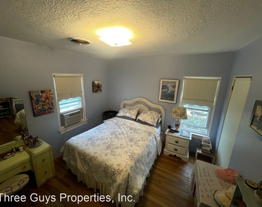 3235 Goldsmith St. - Photo Thumbnail 4