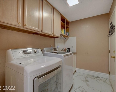 7613 Hackensack Court - Photo Thumbnail 43