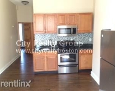 2989 Washington St Apt 2 - Photo Thumbnail 0