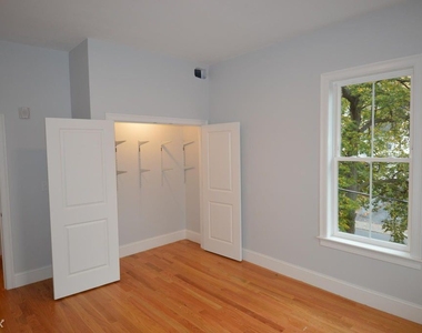 18 Murdock St Apt 1 - Photo Thumbnail 8