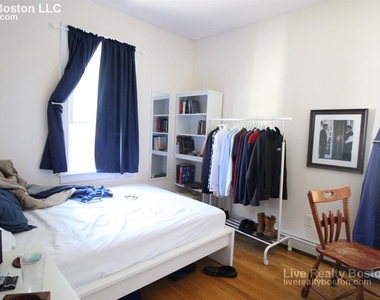 19 Roberts St Apt 2a - Photo Thumbnail 7