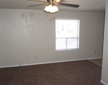 2808 Cypress Bend Cir - Photo Thumbnail 0