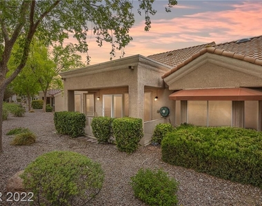 2413 Desert Glen Drive - Photo Thumbnail 19