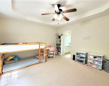 3645 Postwaite Circle - Photo Thumbnail 13