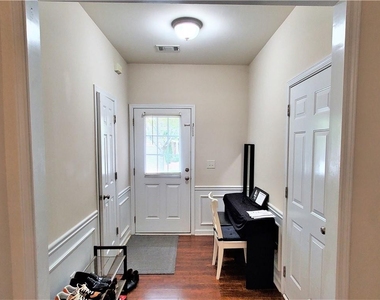 3645 Postwaite Circle - Photo Thumbnail 3