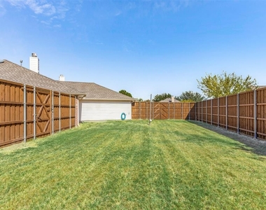 1550 Silver Spur Drive - Photo Thumbnail 27