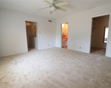 232 N Hillcrest Boulevard - Photo Thumbnail 31