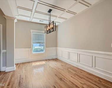 2423 Brantley St Nw Unit - Photo Thumbnail 8