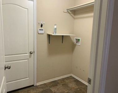 2709 Sugar Pine Drive - Photo Thumbnail 6