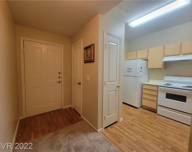 2900 Sunridge Heights Parkway - Photo Thumbnail 3