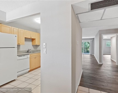 2700 Coral Springs Dr - Photo Thumbnail 5