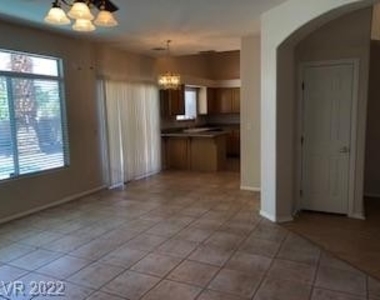 972 Upper Meadows Place - Photo Thumbnail 17