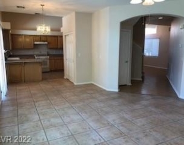 972 Upper Meadows Place - Photo Thumbnail 16