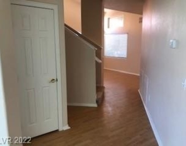 972 Upper Meadows Place - Photo Thumbnail 23