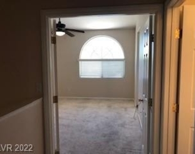 972 Upper Meadows Place - Photo Thumbnail 26