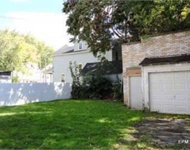 71 N Allen Street - Photo Thumbnail 22