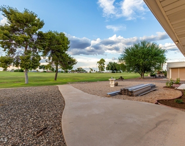 10746 W Tropicana Circle - Photo Thumbnail 28