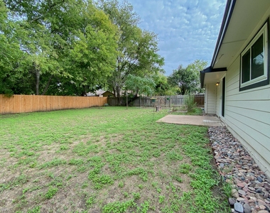 10408 Leaning Willow Dr - Photo Thumbnail 20