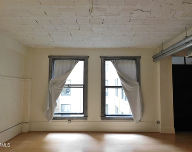 108 West 2nd Street - Photo Thumbnail 17