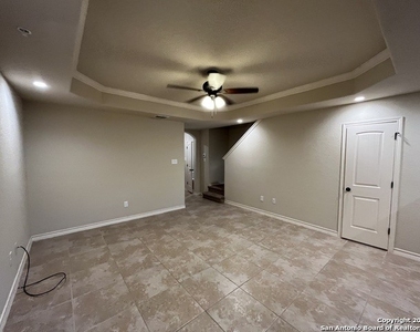 6514 Marcel Way - Photo Thumbnail 3