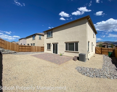 1113 Lahontan Dr - Photo Thumbnail 4