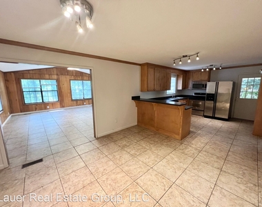 2112 Great Oak Drive - Photo Thumbnail 1