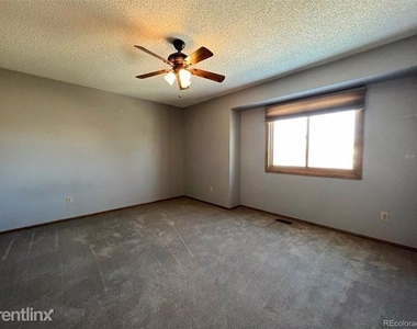 5895 R S Killarney Way - Photo Thumbnail 13