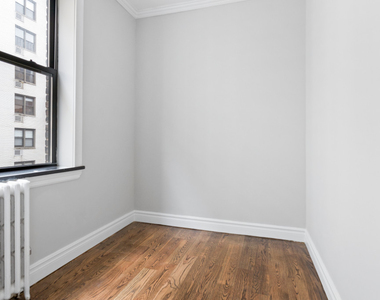 2 BEDROOM/CONVERTIBLE TO 3 MURRAY HILL APARTMENT, W/D IN UNIT - NO FEE - Photo Thumbnail 3