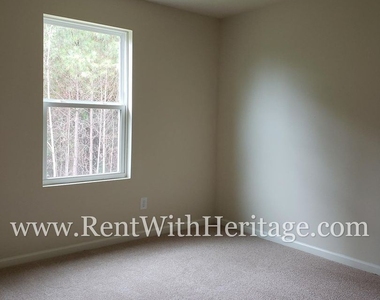 4033 Sitka Drive - Photo Thumbnail 19