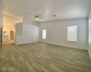 3061 Evening Wind Street - Photo Thumbnail 29