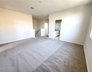 11560 Salt Creek Avenue - Photo Thumbnail 19