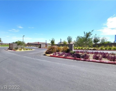 11560 Salt Creek Avenue - Photo Thumbnail 55